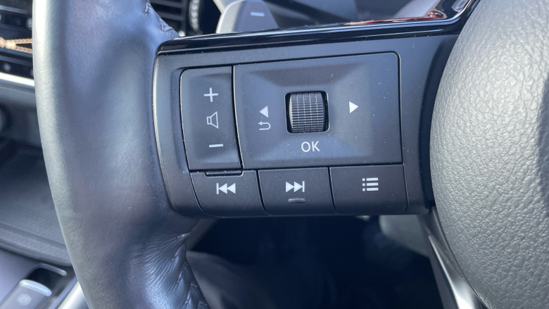 Nissan Qashqai 1.3 DiG-T MH 158 Tekna 5dr Xtronic Petrol Hatchback